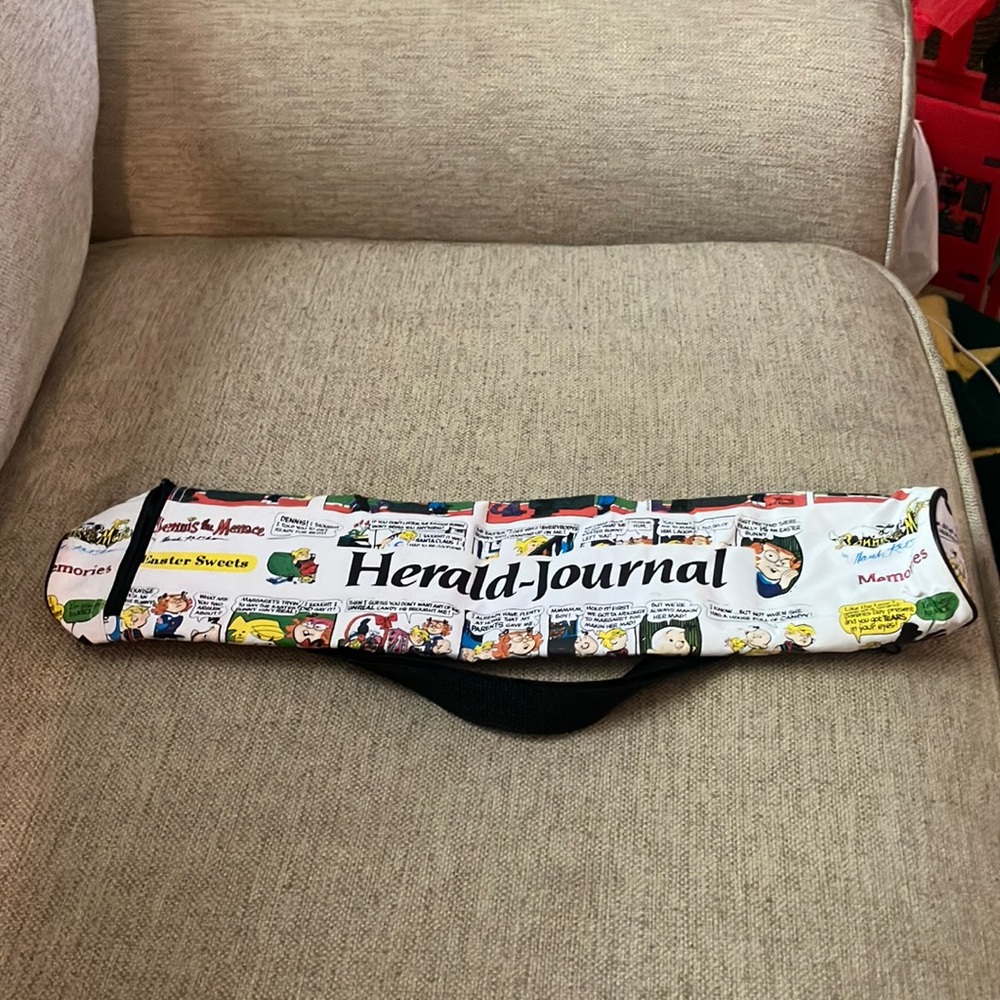 Herald-journal newspaper holder or bag